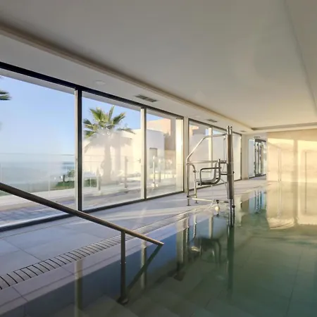 Luxurious Sea View In Apartment