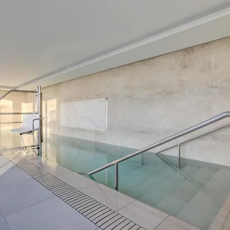 Luxurious Sea View In Apartment Marbella