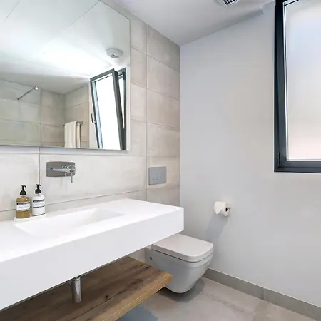 Apartment Luxurious Sea View In