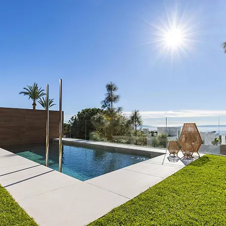Luxurious Sea View In *